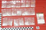 Woreczki z kokainą i amfetaminą znalezione w bagażu podróżnego wylatującego do Glasgow