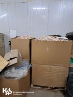 Kartony wypełnione papierosami