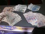 Pieniądze na stole